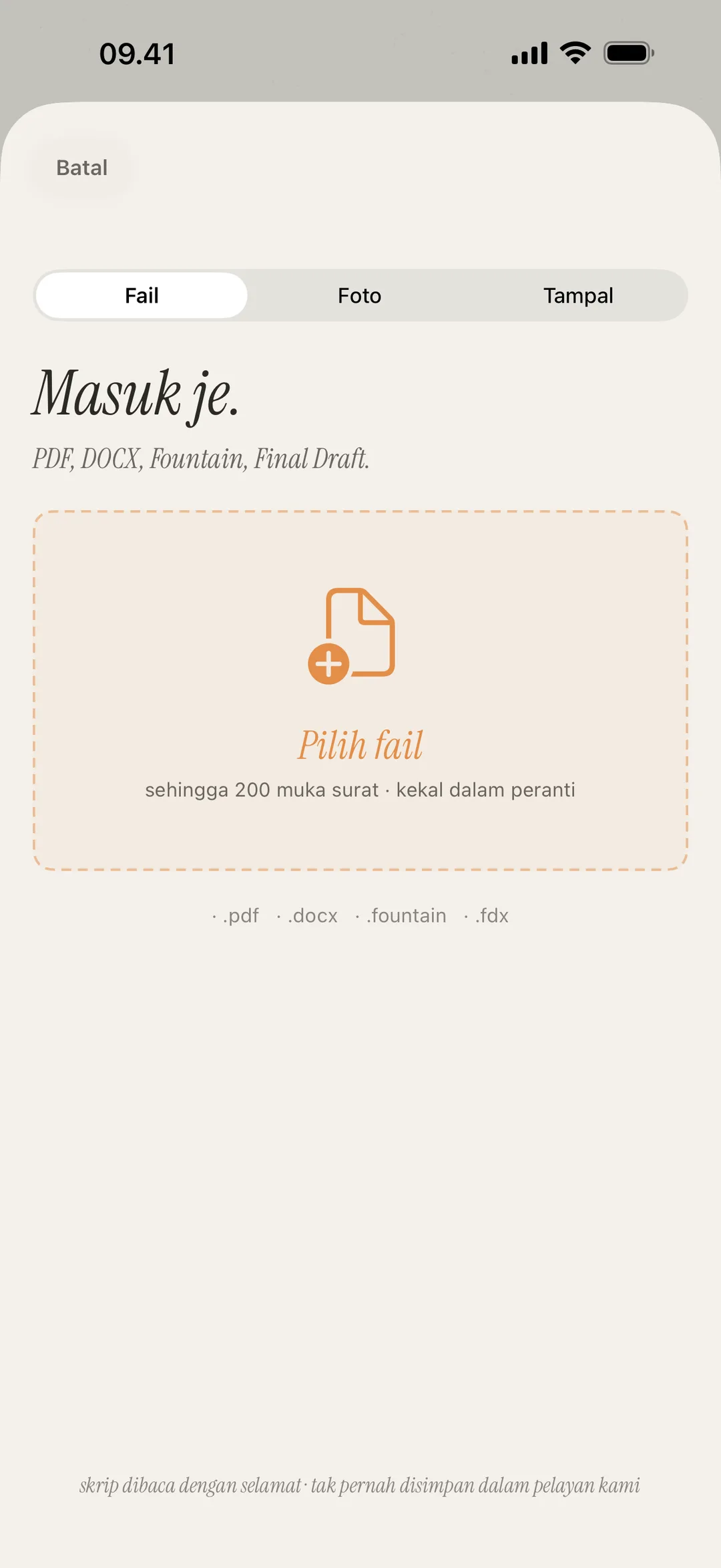 Skrin import adegan yang menyokong format PDF, DOCX, Fountain, dan gambar